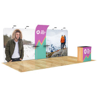 10x20 Trade Show Booth with Curved Media Wall